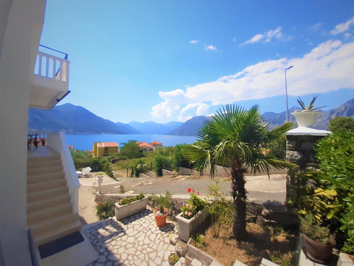 Apartments Sonja Kotor Exterior photo