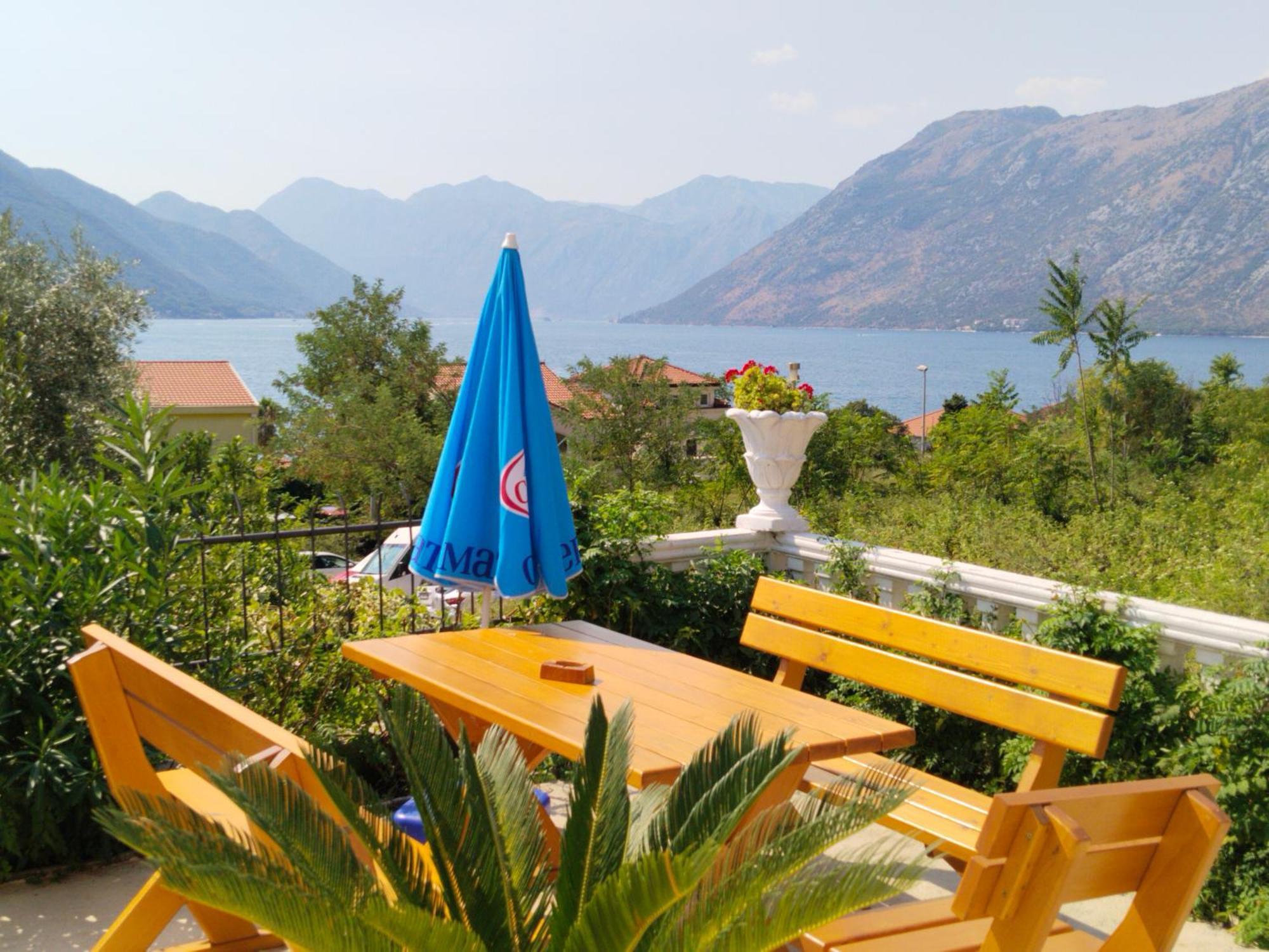 Apartments Sonja Kotor Exterior photo